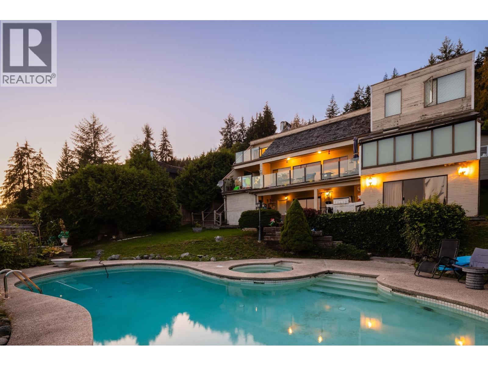 1591 CHARTWELL DRIVE, West Vancouver
