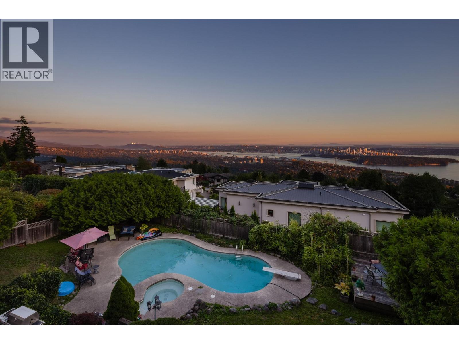 1591 CHARTWELL DRIVE, West Vancouver