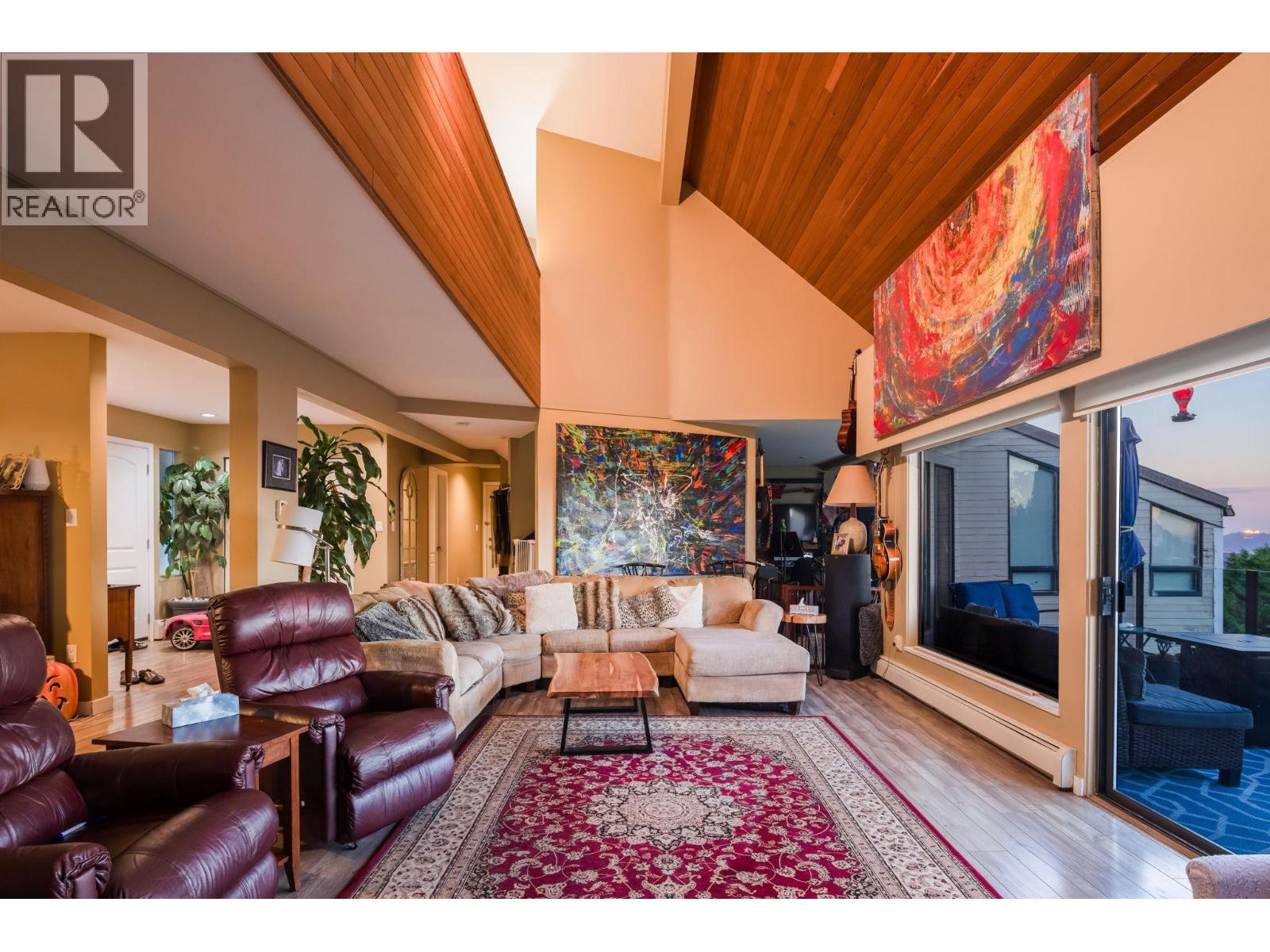 1591 CHARTWELL DRIVE, West Vancouver