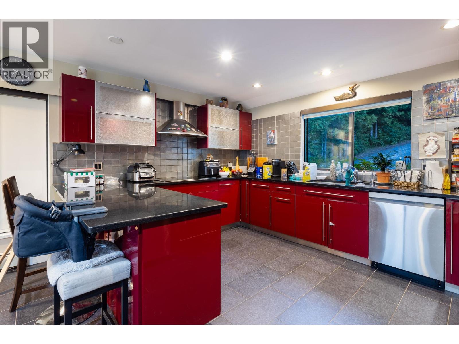 1591 CHARTWELL DRIVE, West Vancouver