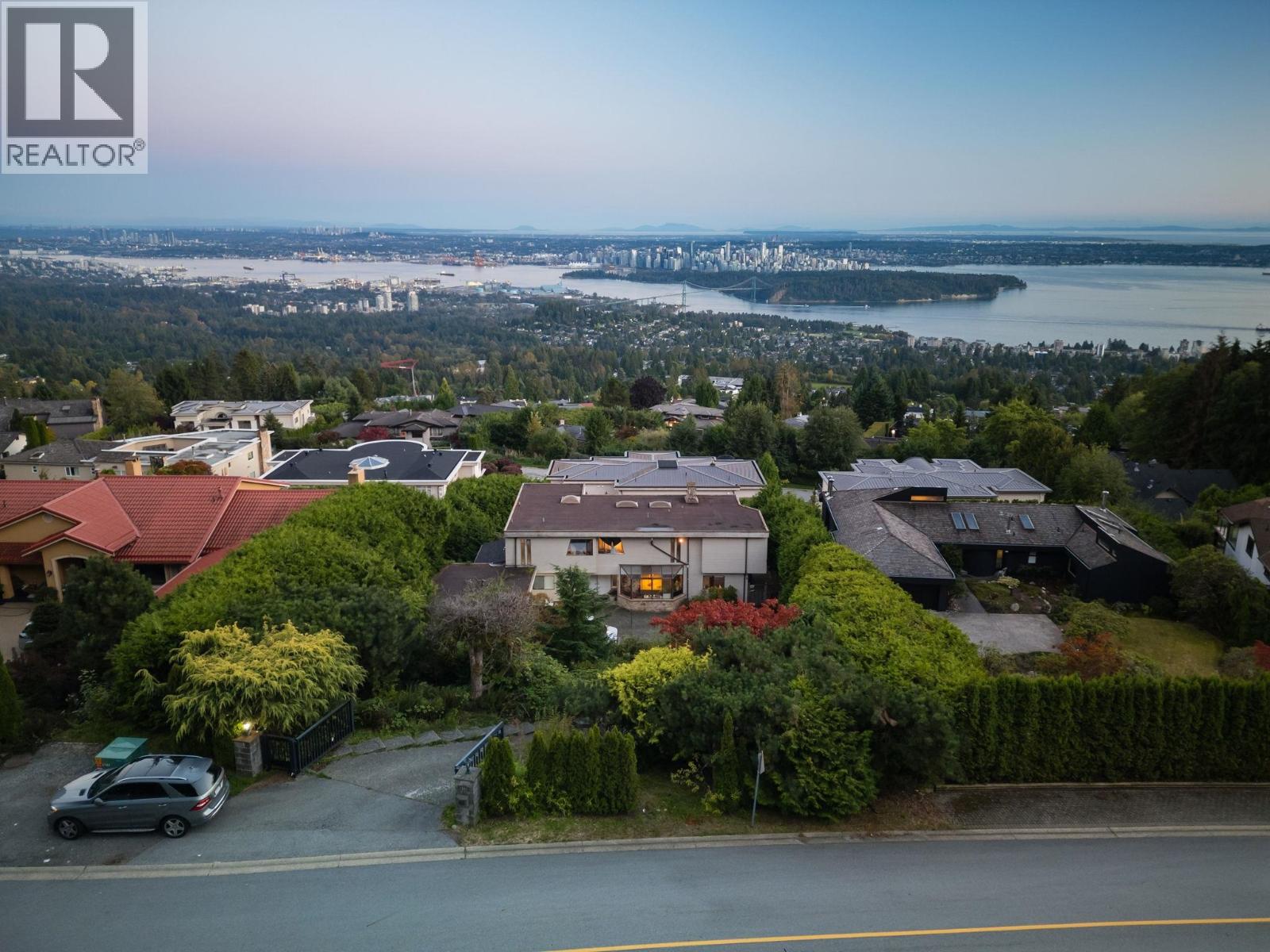 1591 CHARTWELL DRIVE, West Vancouver