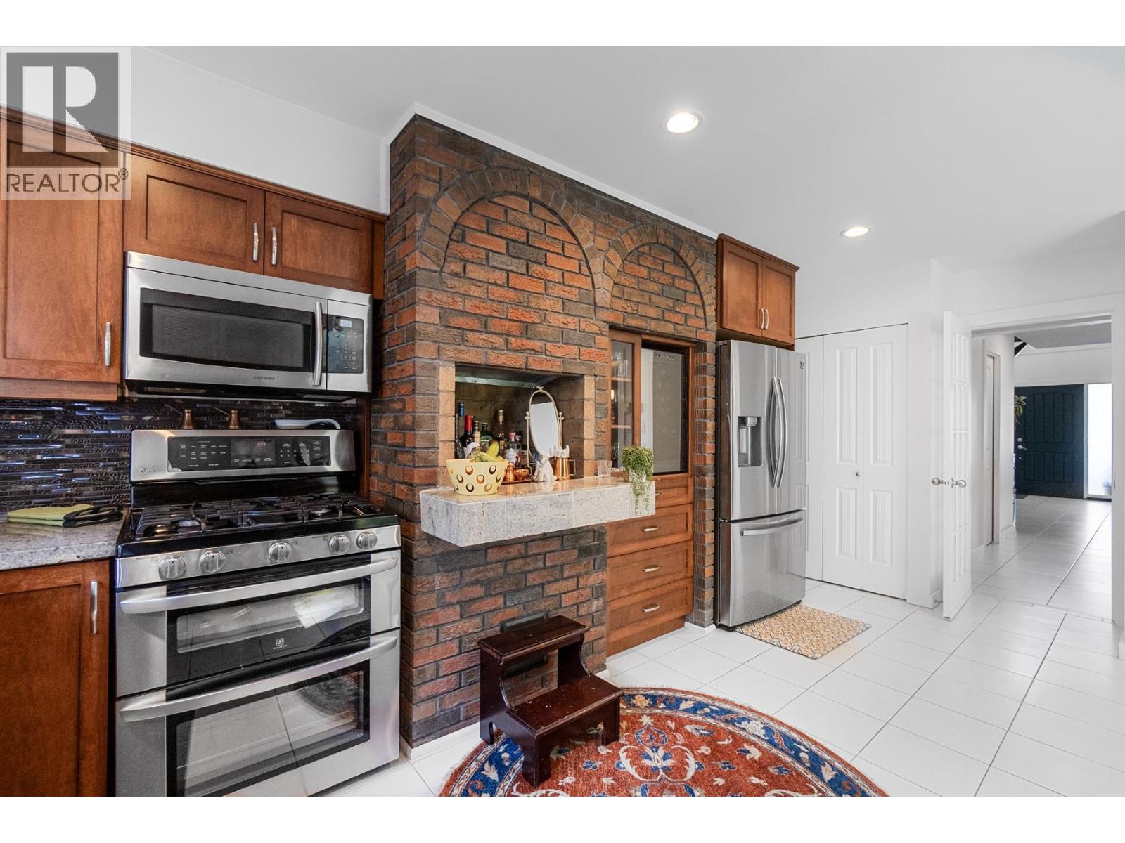 815 E 29TH STREET, North Vancouver