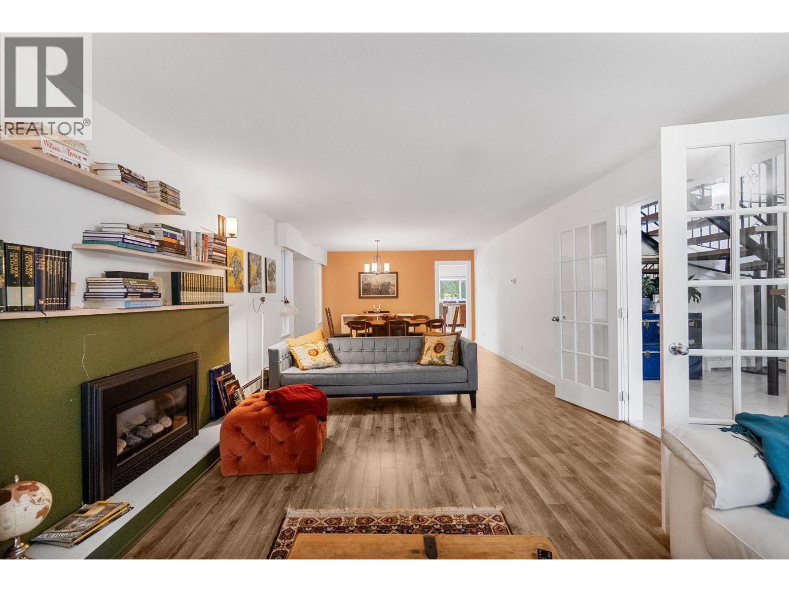 815 E 29TH STREET, North Vancouver