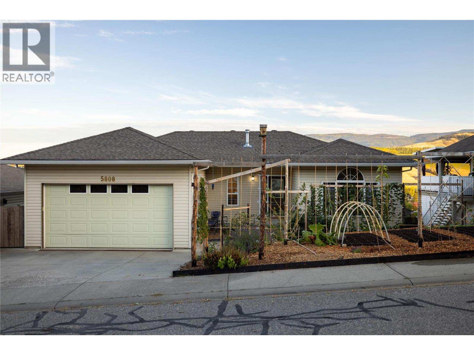 5808 Heritage Drive, Vernon