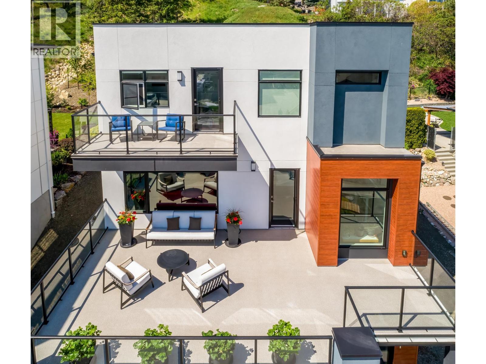  3702 Astoria Drive, West Kelowna