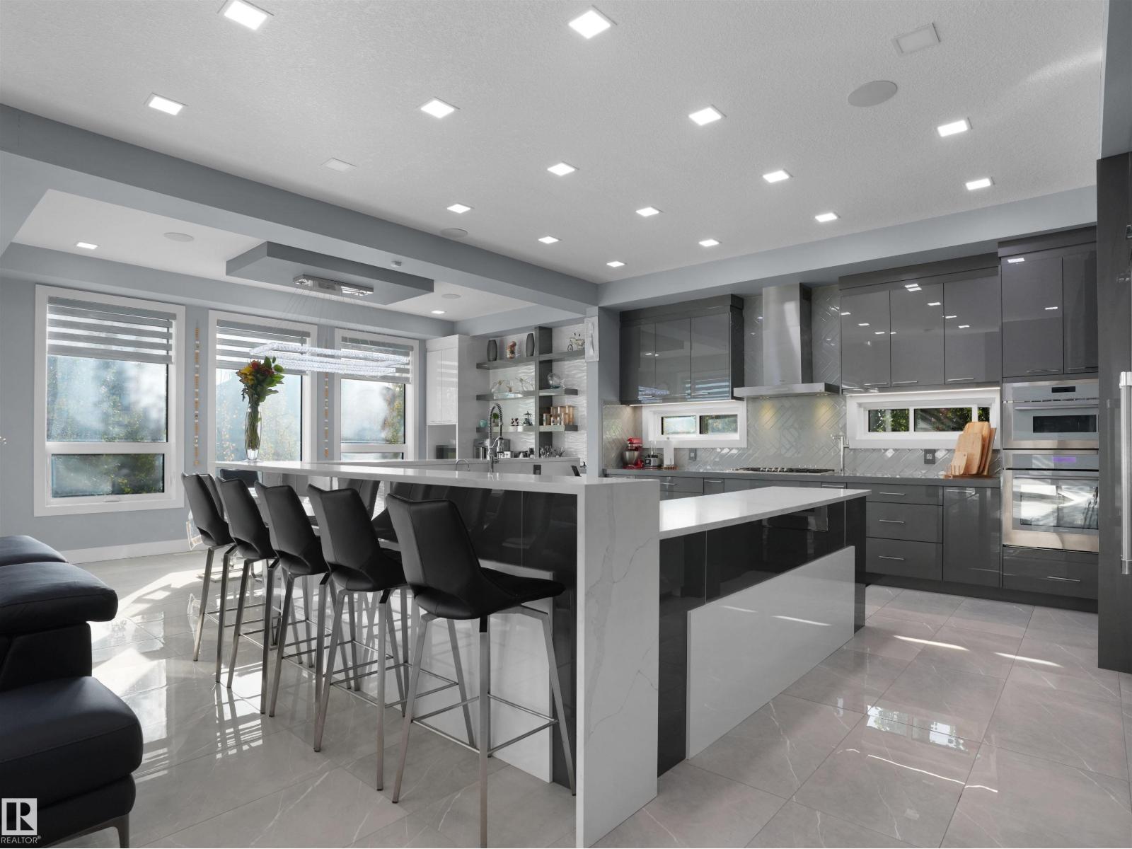 913 WOOD PL NW, Edmonton