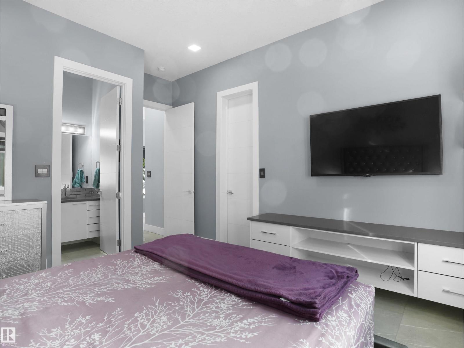 913 WOOD PL NW, Edmonton