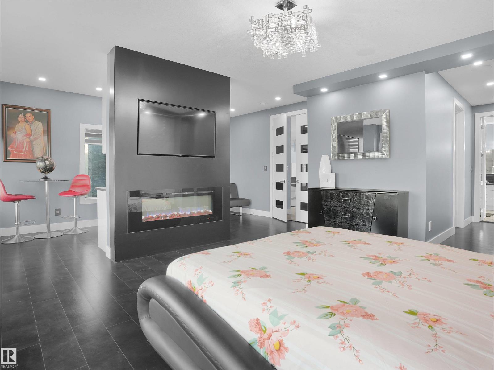 913 WOOD PL NW, Edmonton