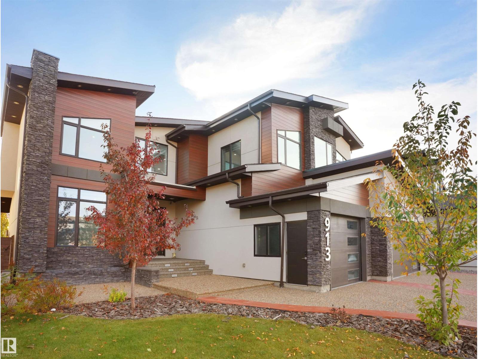 913 WOOD PL NW, Edmonton