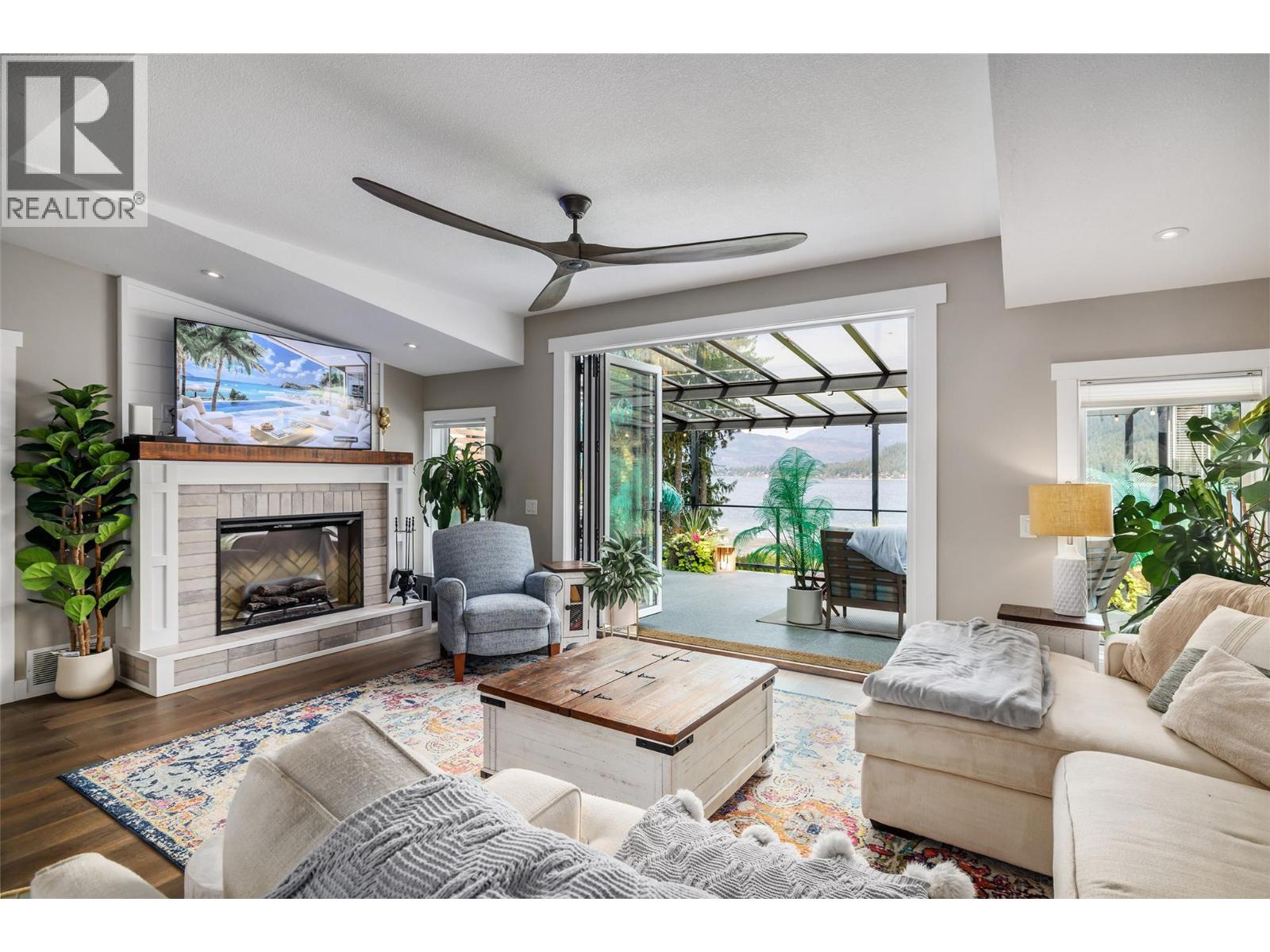  2661 Blind Bay Road, Blind Bay