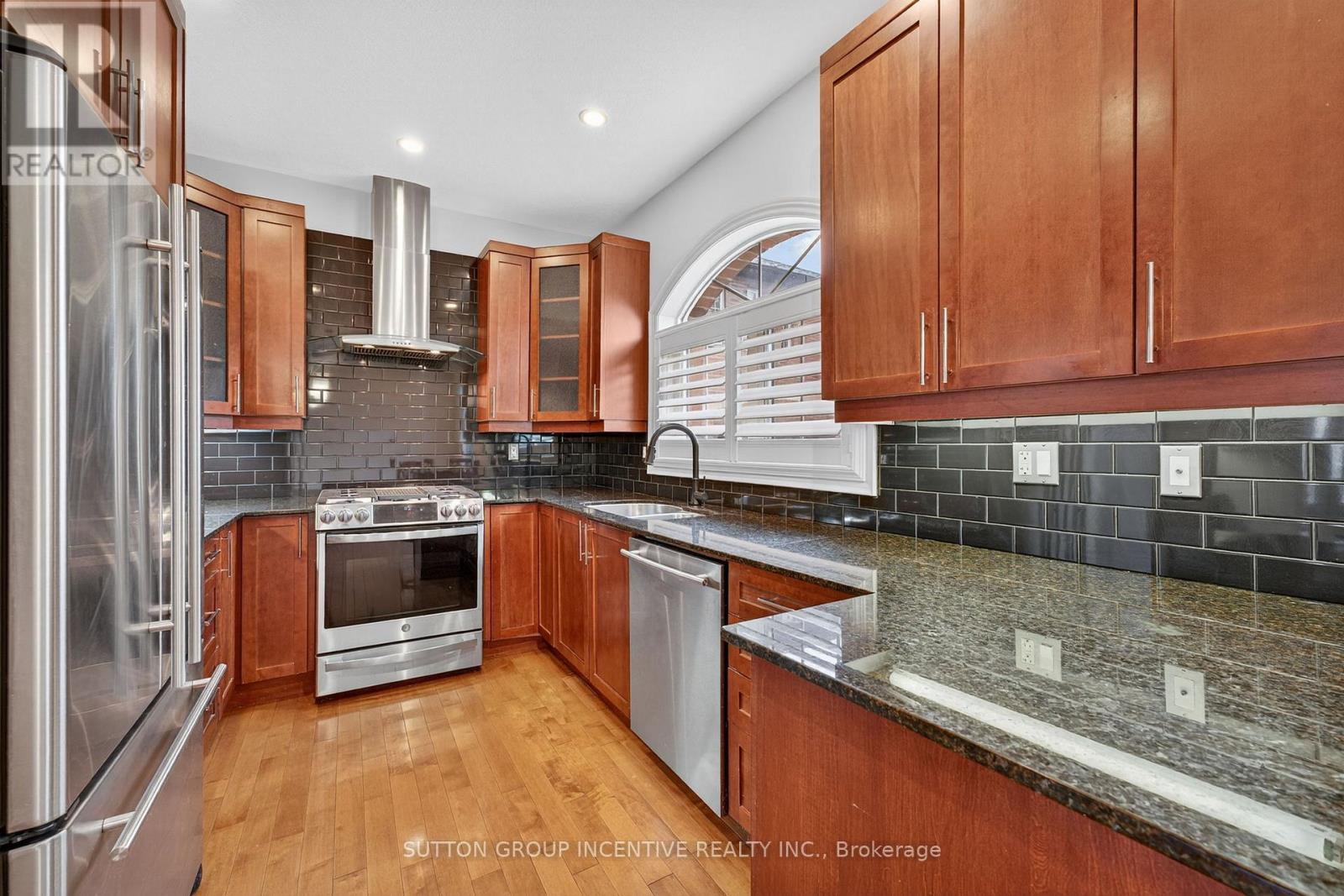23 WHITE OAKS ROAD - 16