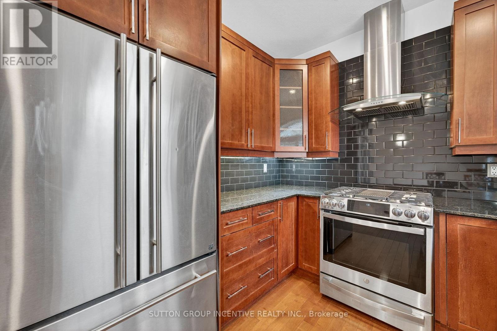 23 WHITE OAKS ROAD - 17