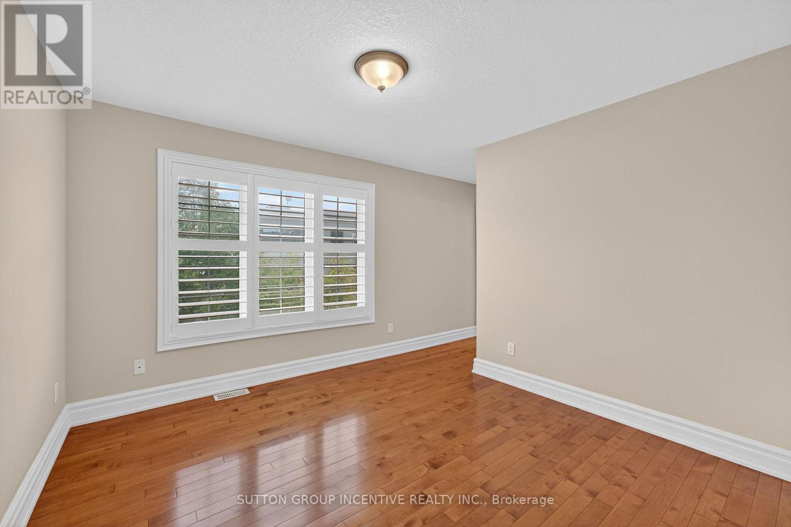 23 WHITE OAKS ROAD - 22