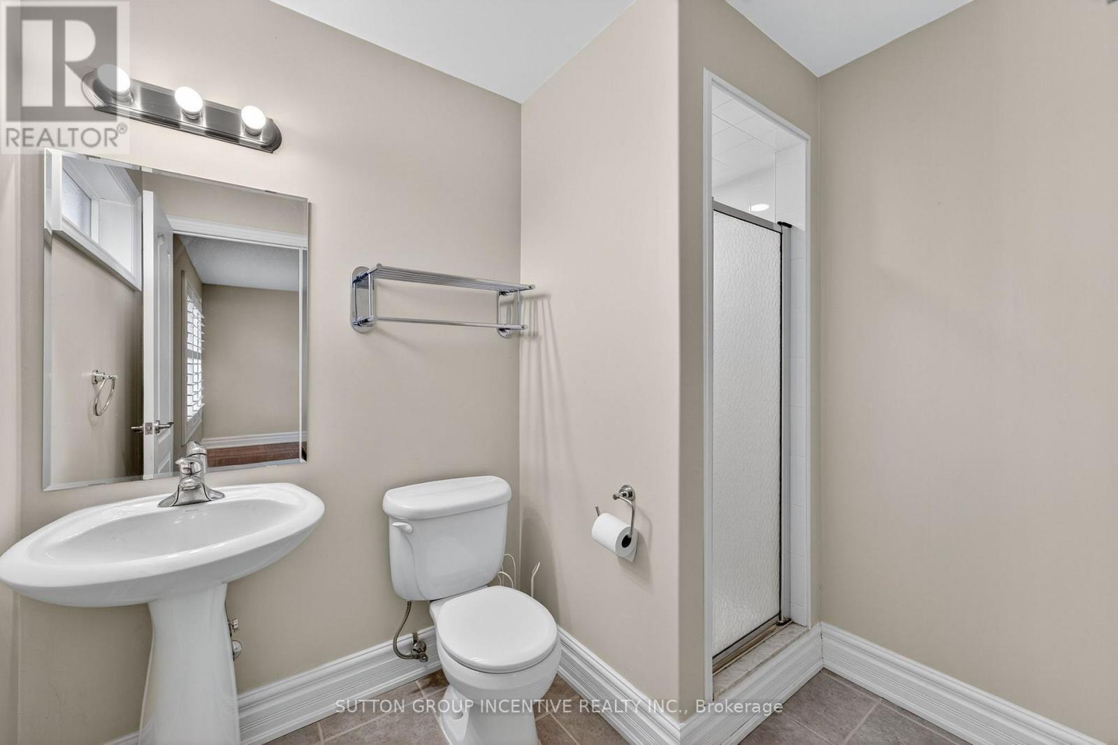 23 WHITE OAKS ROAD - 26