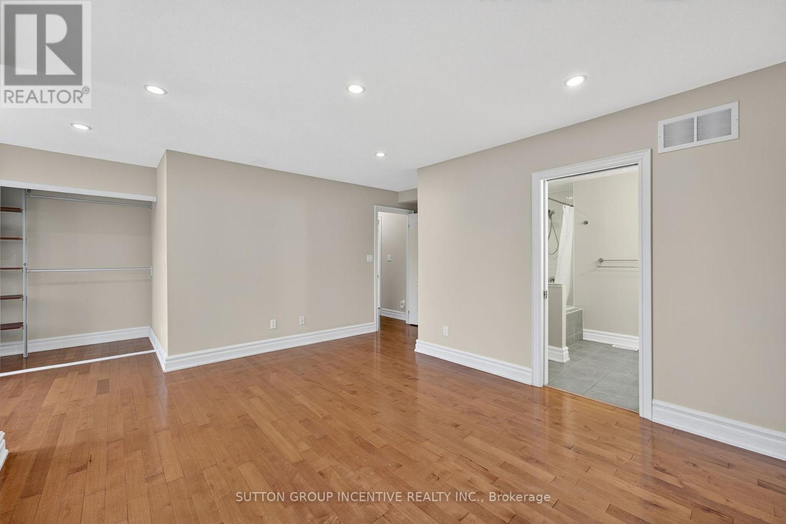 23 WHITE OAKS ROAD - 29