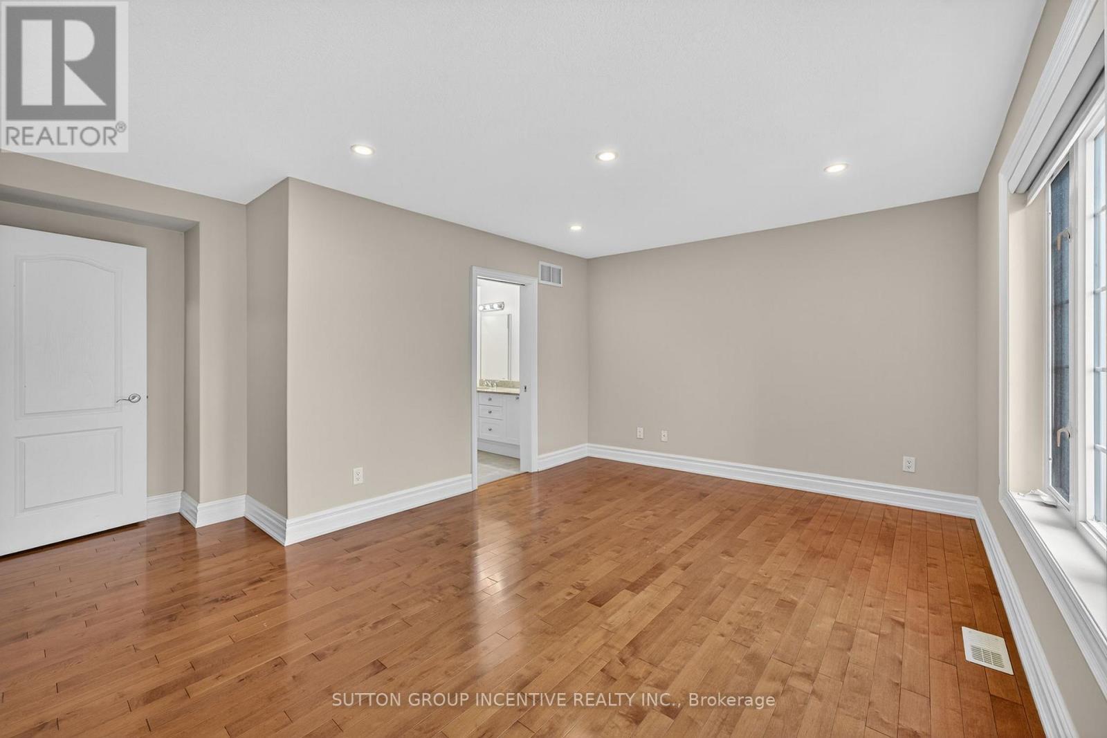 23 WHITE OAKS ROAD - 30