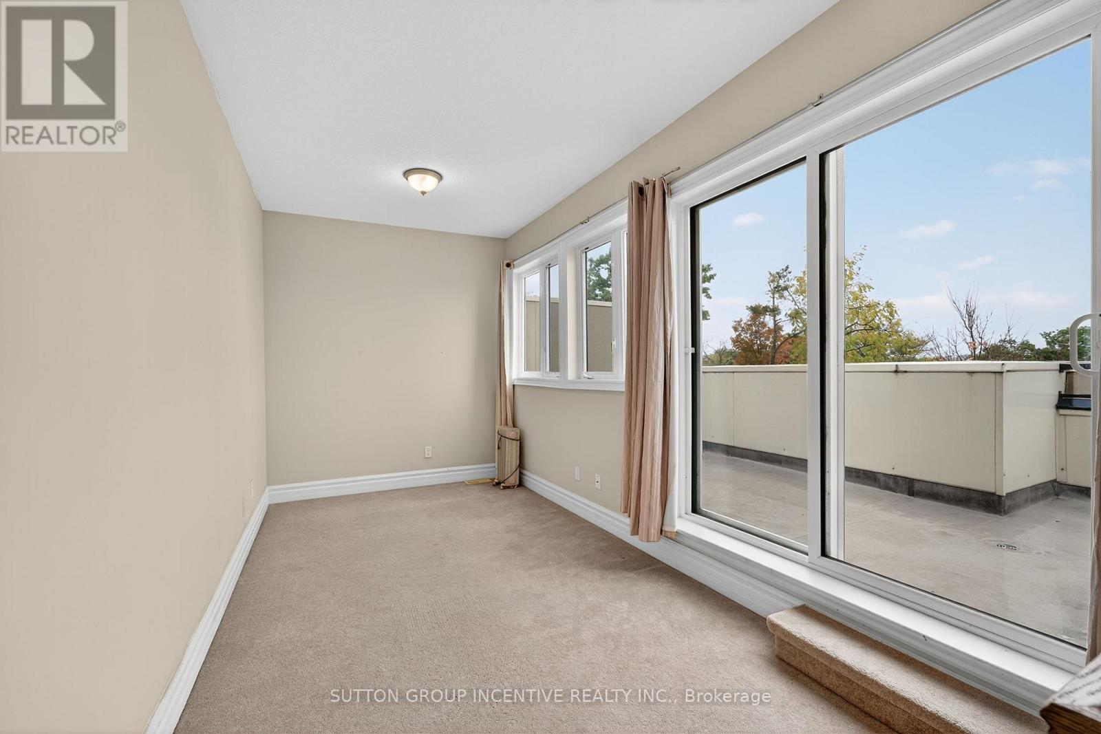 23 WHITE OAKS ROAD - 40