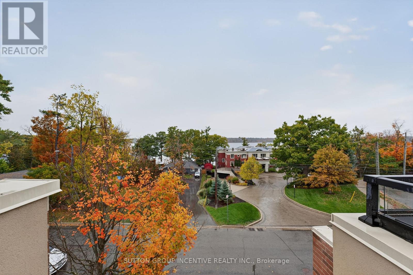 23 WHITE OAKS ROAD - 44