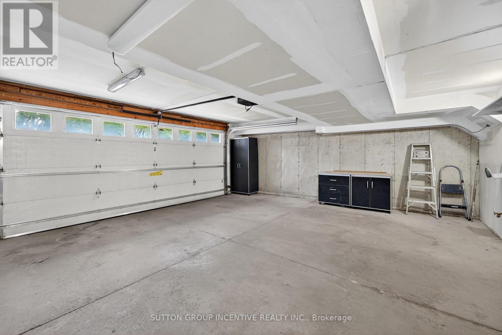23 WHITE OAKS ROAD - 47