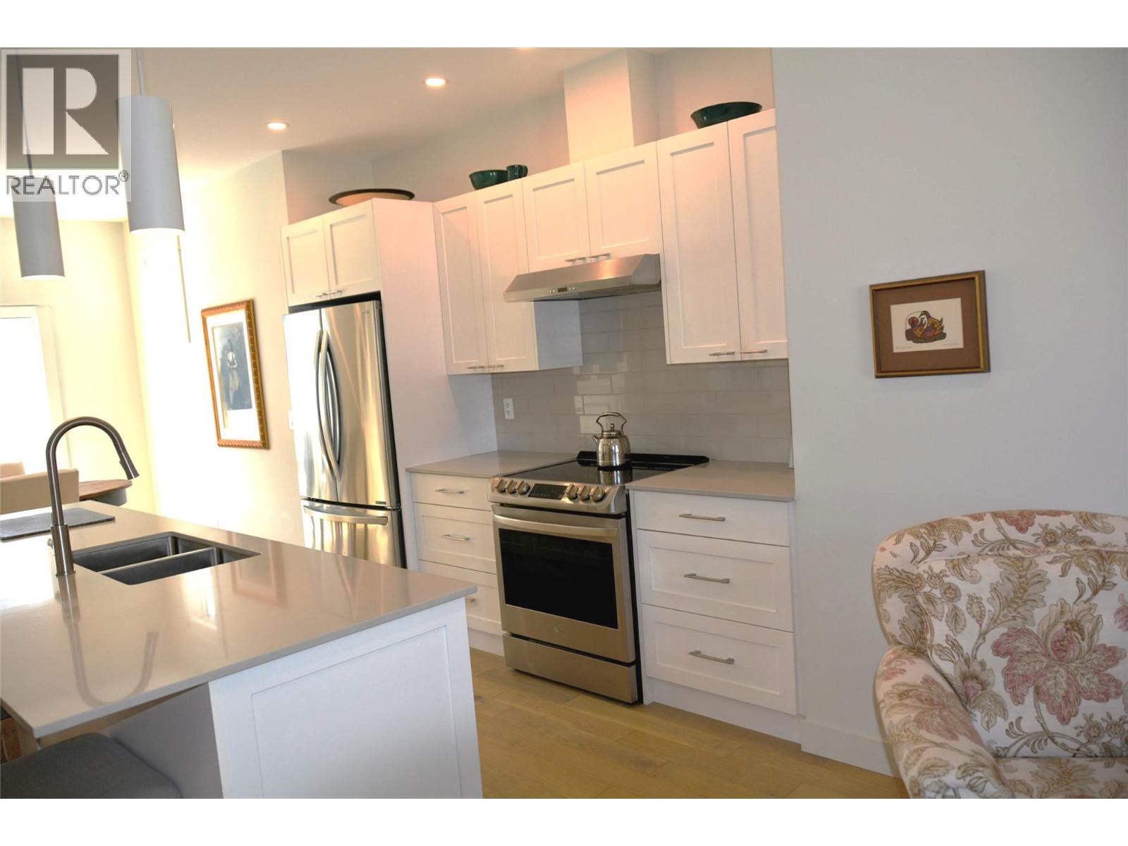 1393 9TH Avenue Unit# 104 - Photo 3 of 22, Kamloops, British Columbia