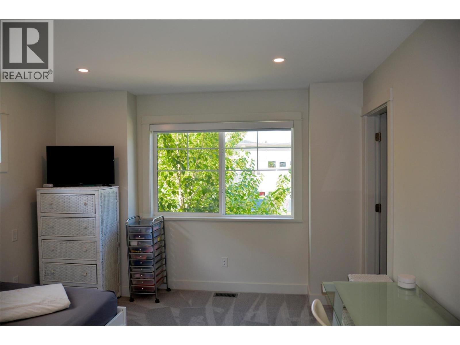 104 1393 9TH Avenue, Kamloops