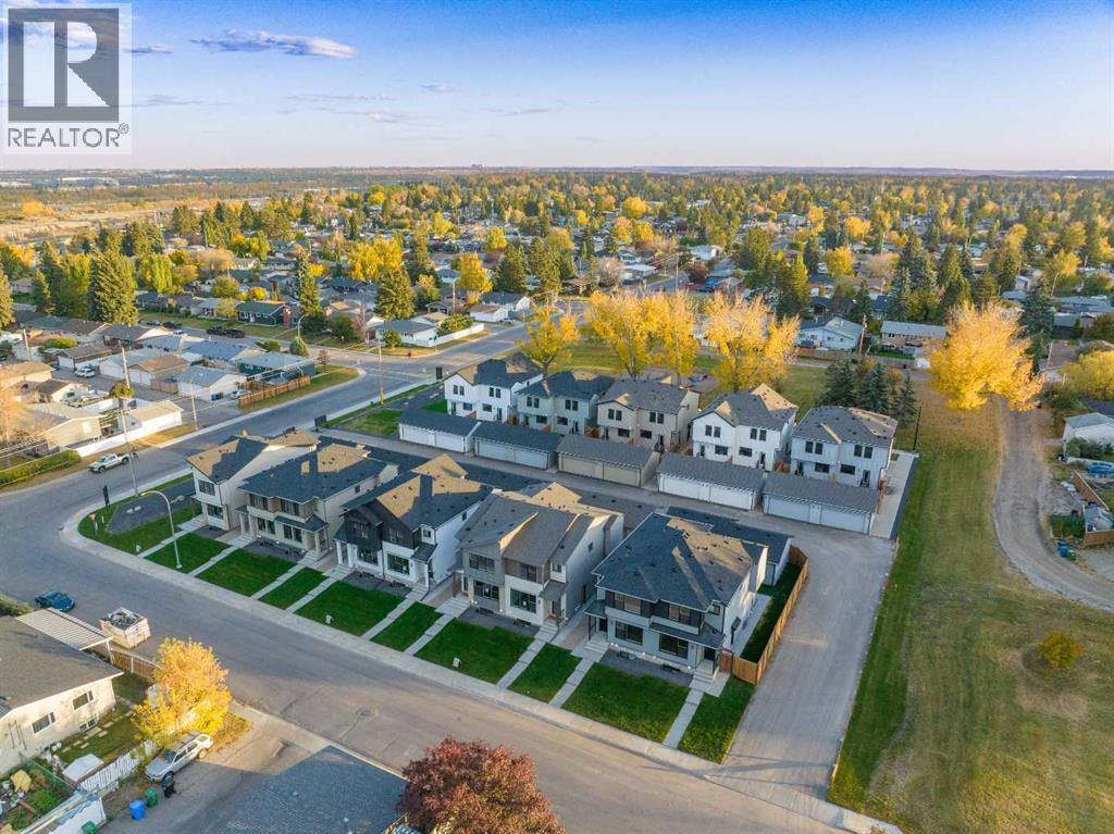 Single Family House for Sale in  Alderwood Close SE Acadia Calgary 