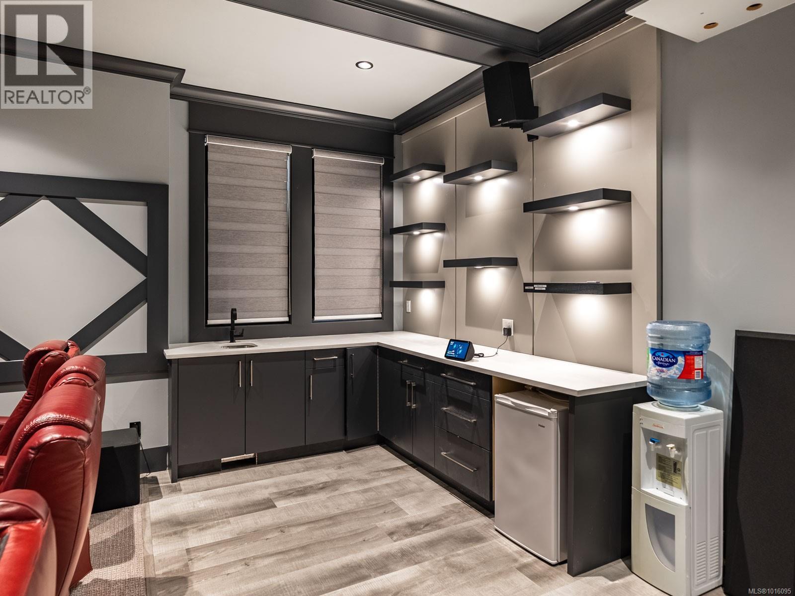 6118 Cottam Rd, Port Alberni