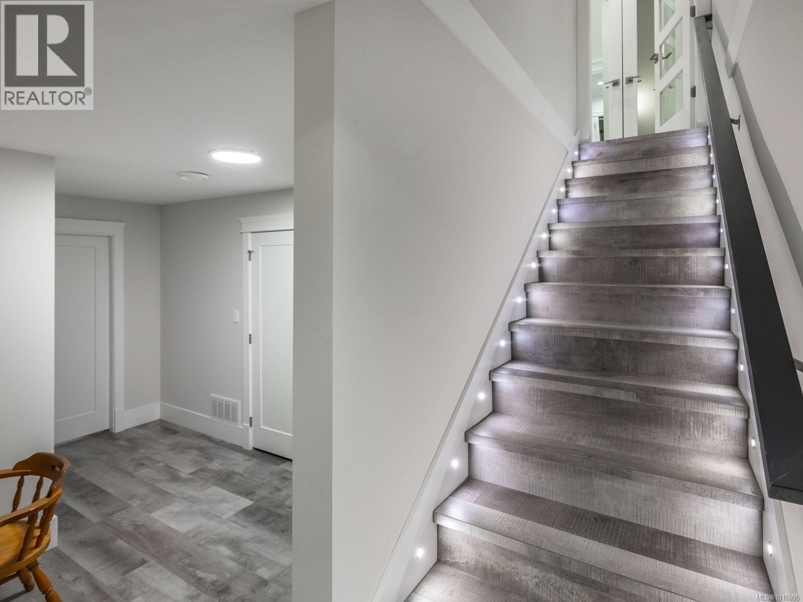 6118 Cottam Rd, Port Alberni