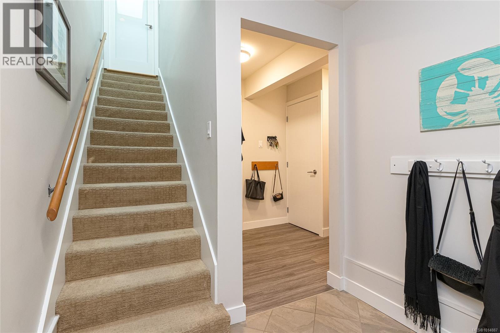 8650 Emard Terr, North Saanich