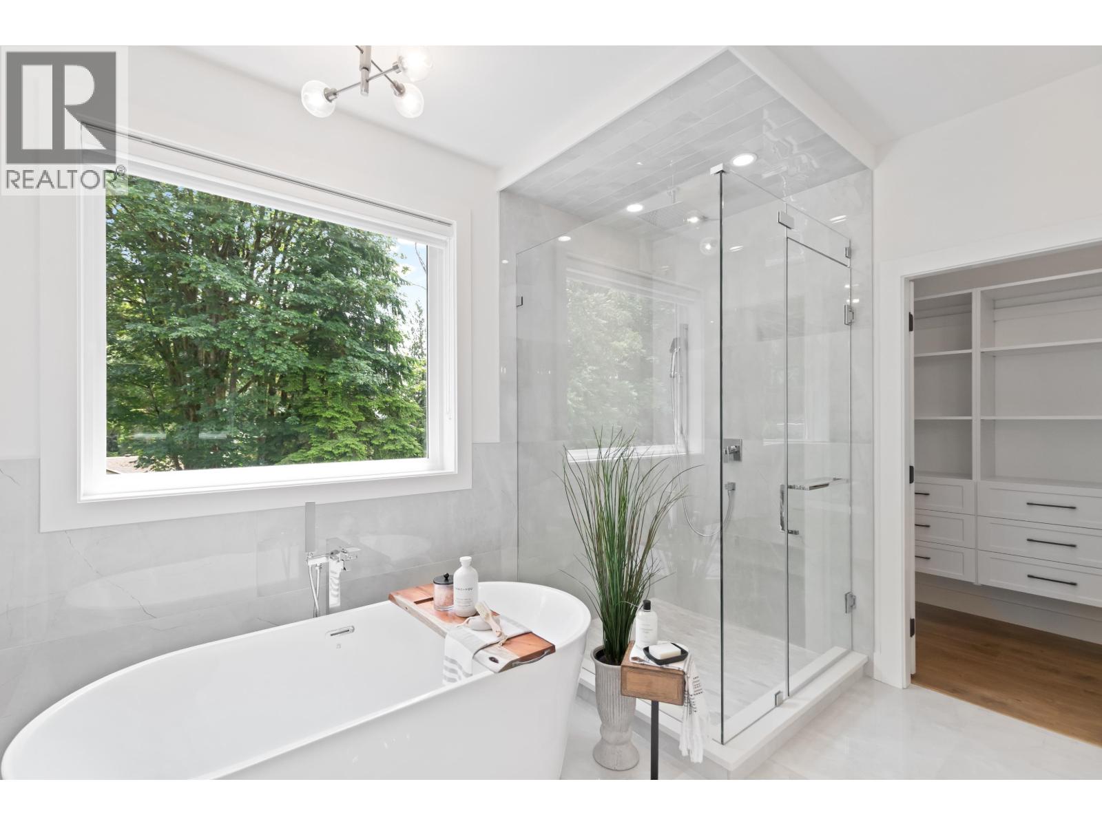 23184 136 AVENUE, Maple Ridge