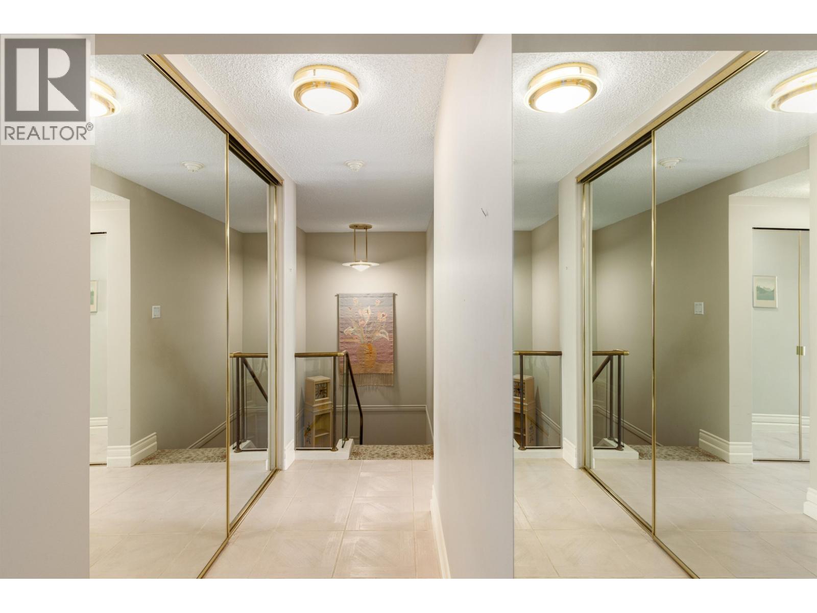 1009 1450 PENNYFARTHING DRIVE, Vancouver