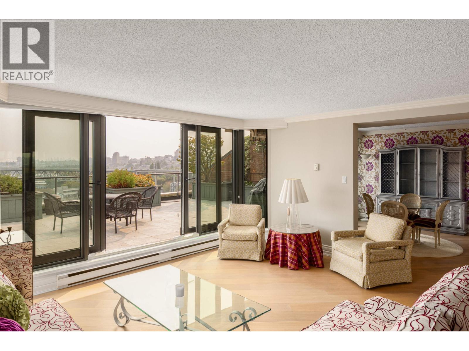 1009 1450 PENNYFARTHING DRIVE, Vancouver