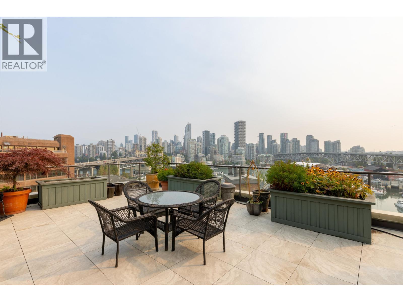 1009 1450 PENNYFARTHING DRIVE, Vancouver