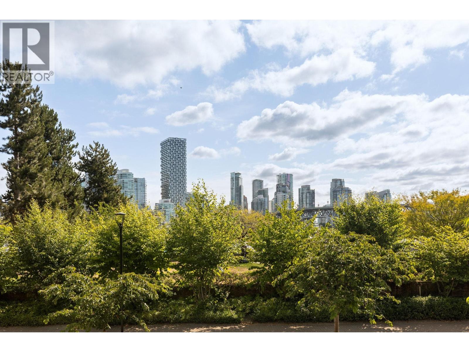 1009 1450 PENNYFARTHING DRIVE, Vancouver