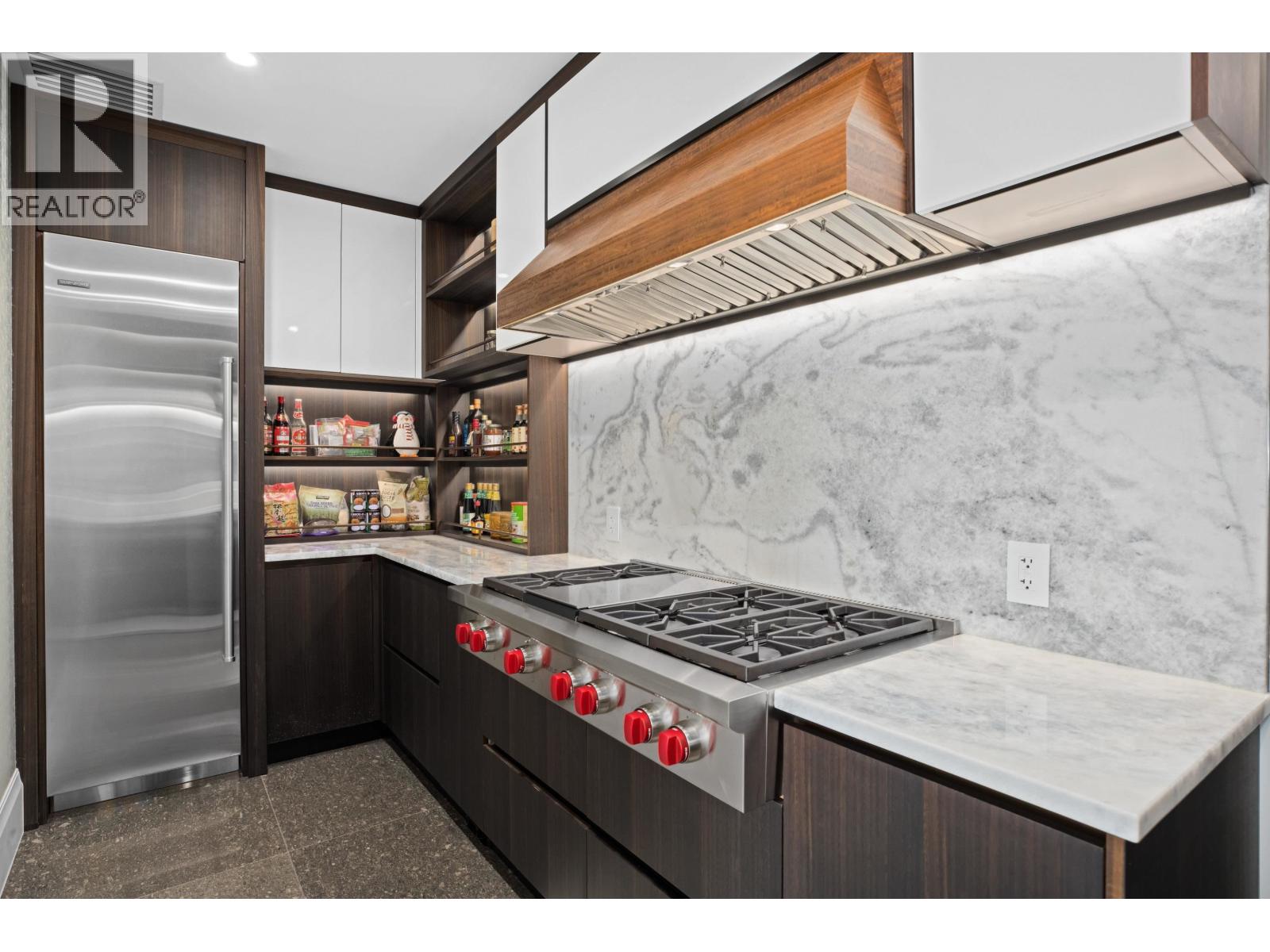 1436 SANDHURST PLACE, West Vancouver