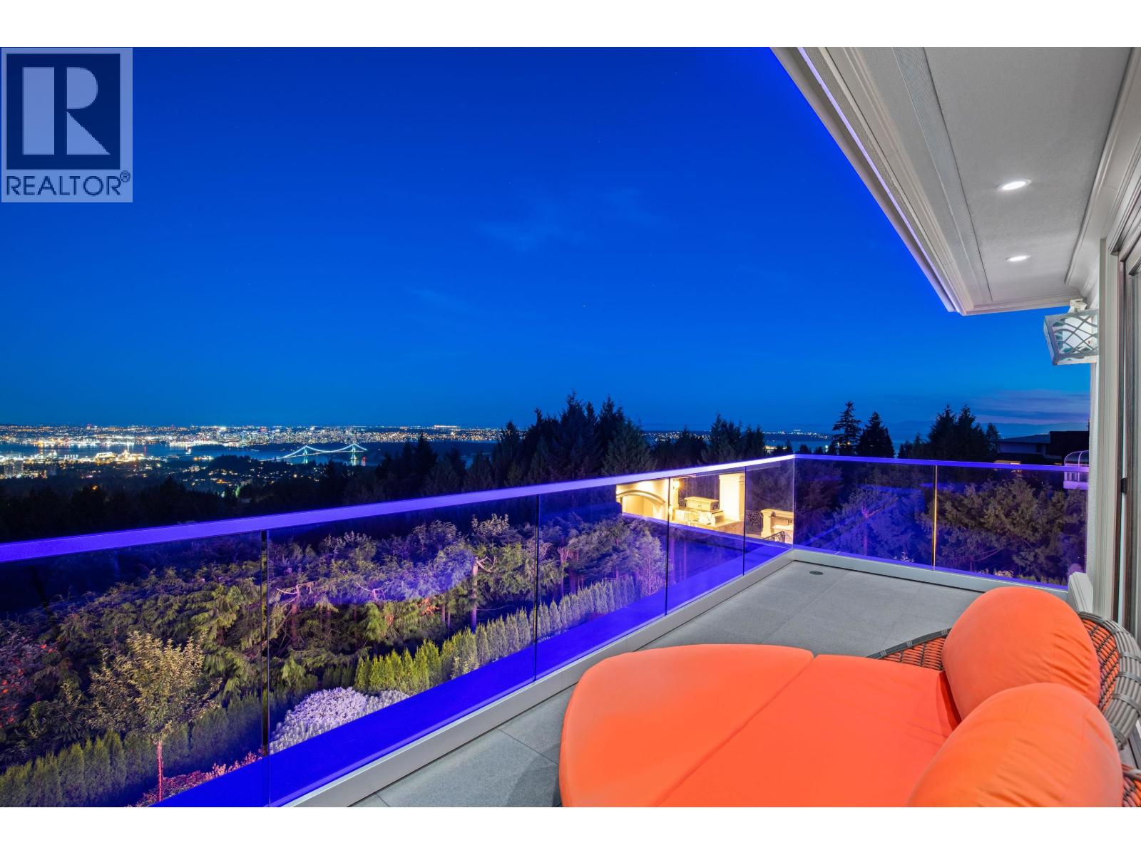 1436 SANDHURST PLACE, West Vancouver