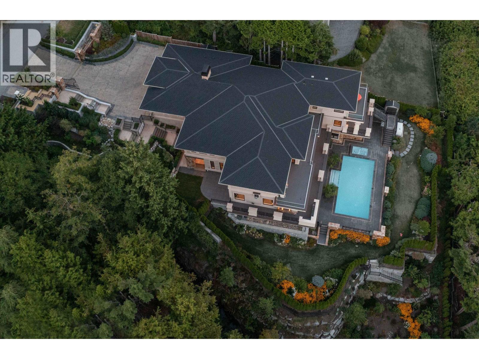 1436 SANDHURST PLACE, West Vancouver