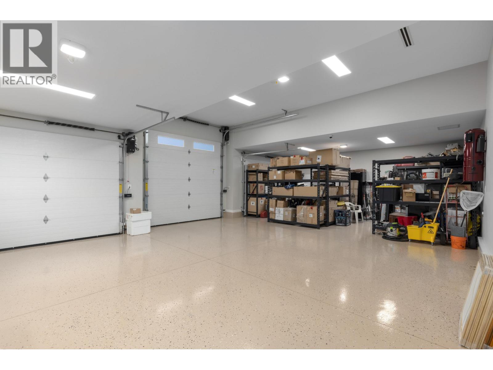 1436 SANDHURST PLACE, West Vancouver