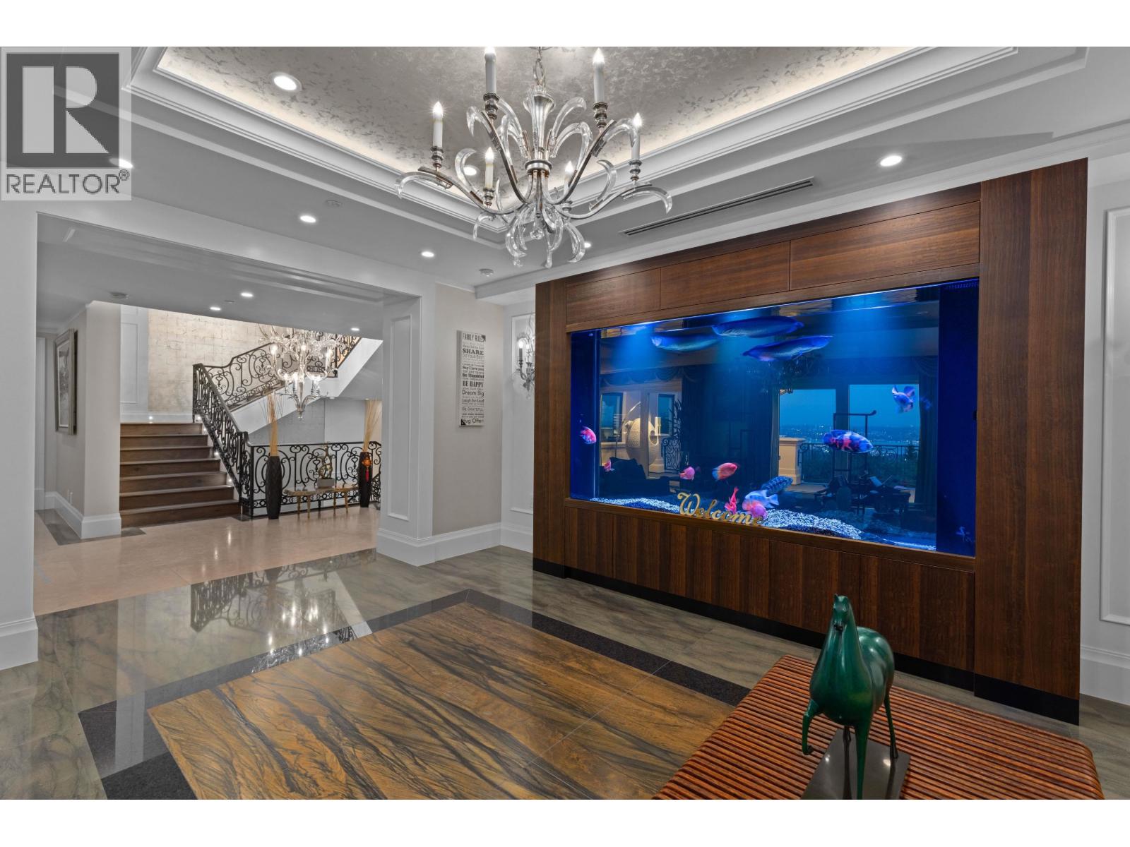 1436 SANDHURST PLACE, West Vancouver