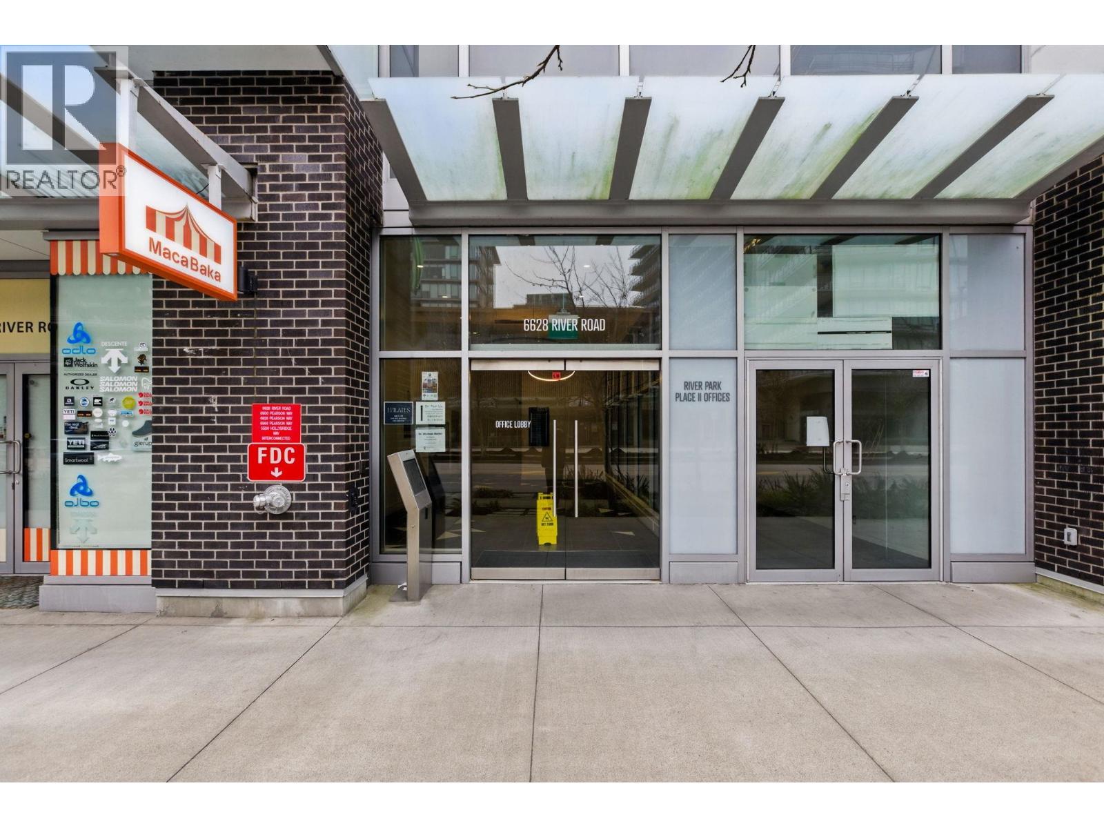 Retail in Richmond - Image 26