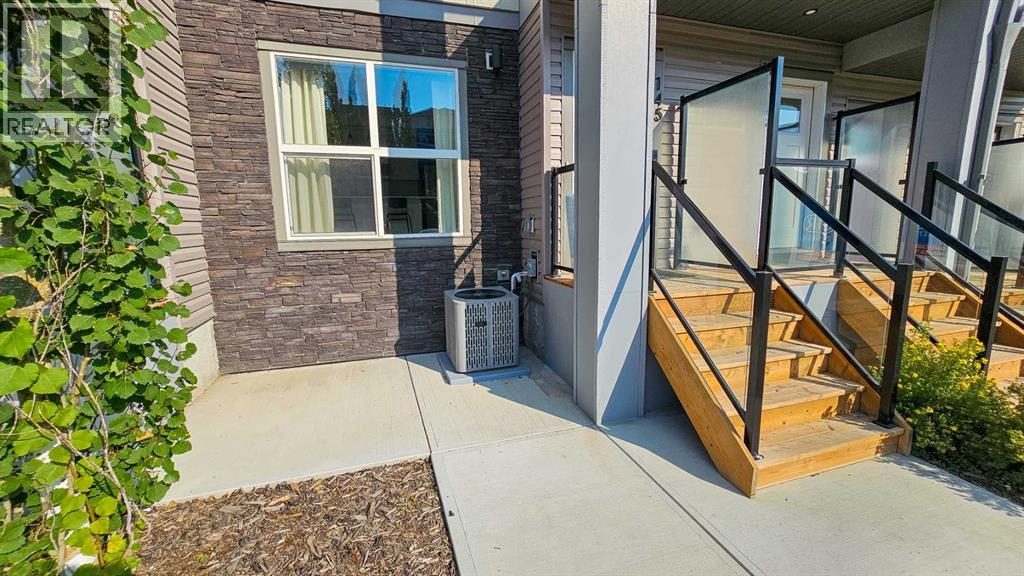 Single Family House for Sale in  Spring Creek Common SW Springbank Hill Calgary 