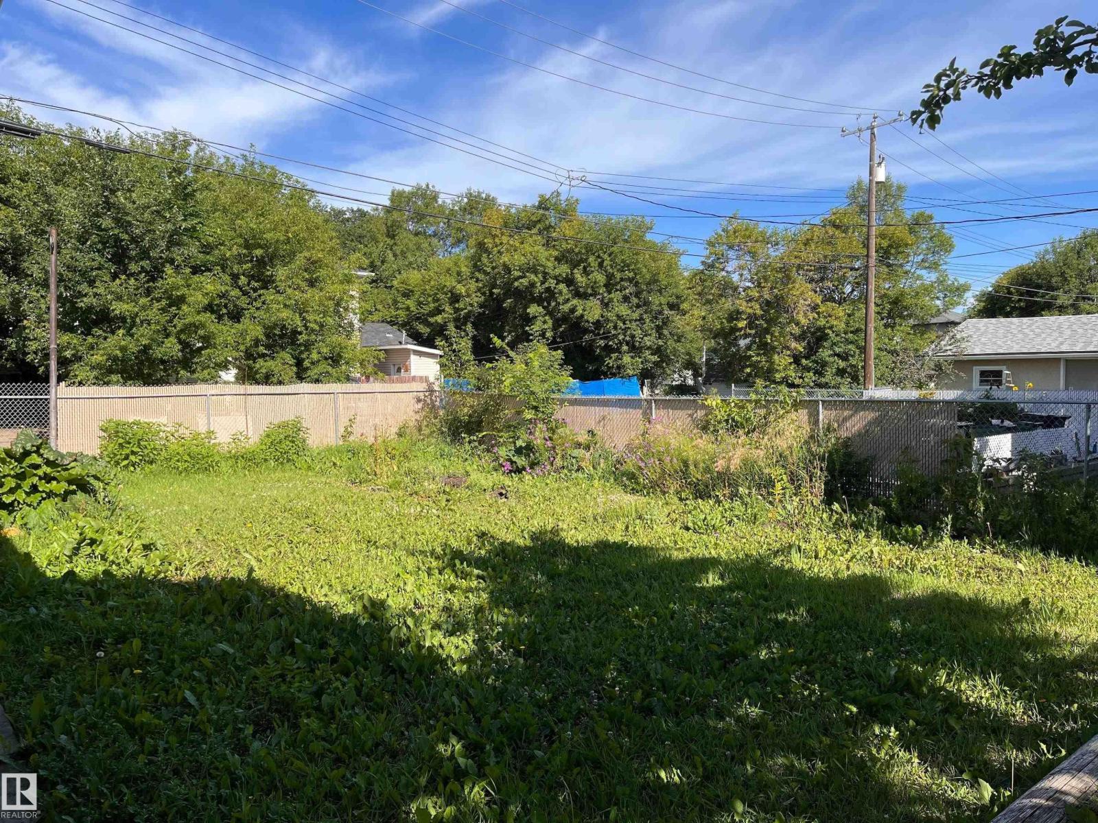 11910 76 St NW, Edmonton