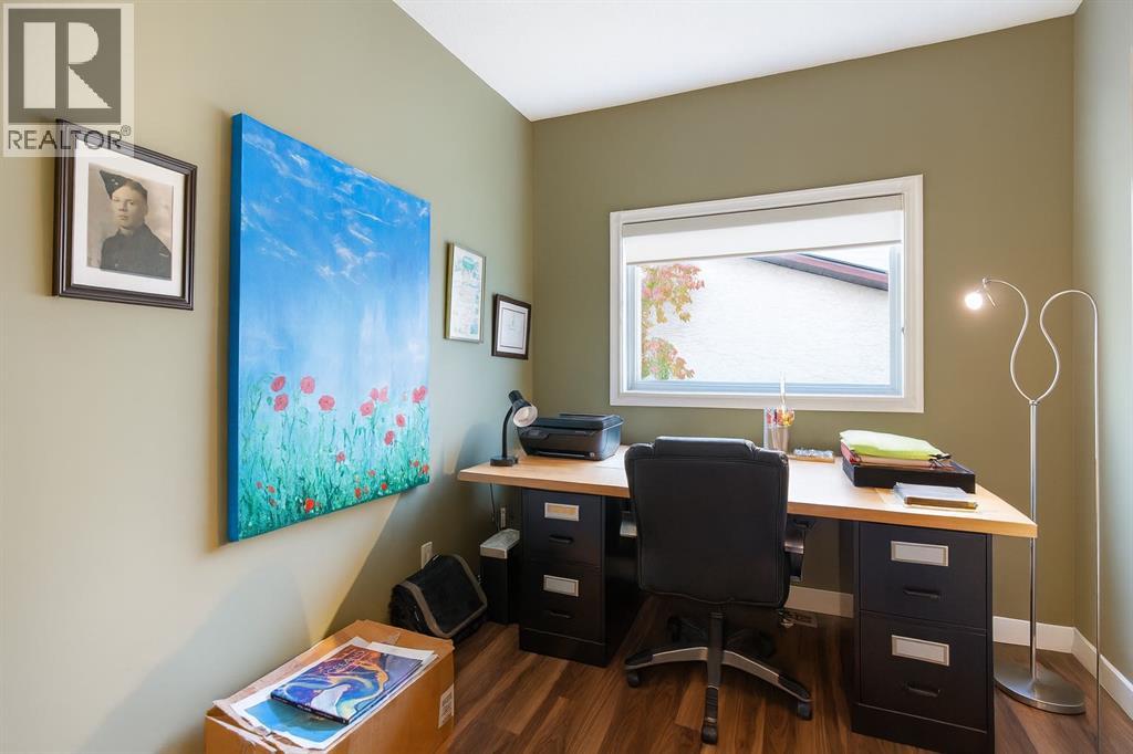 Single Family House for Sale in  Hawkview Manor Road NW Hawkwood Calgary 