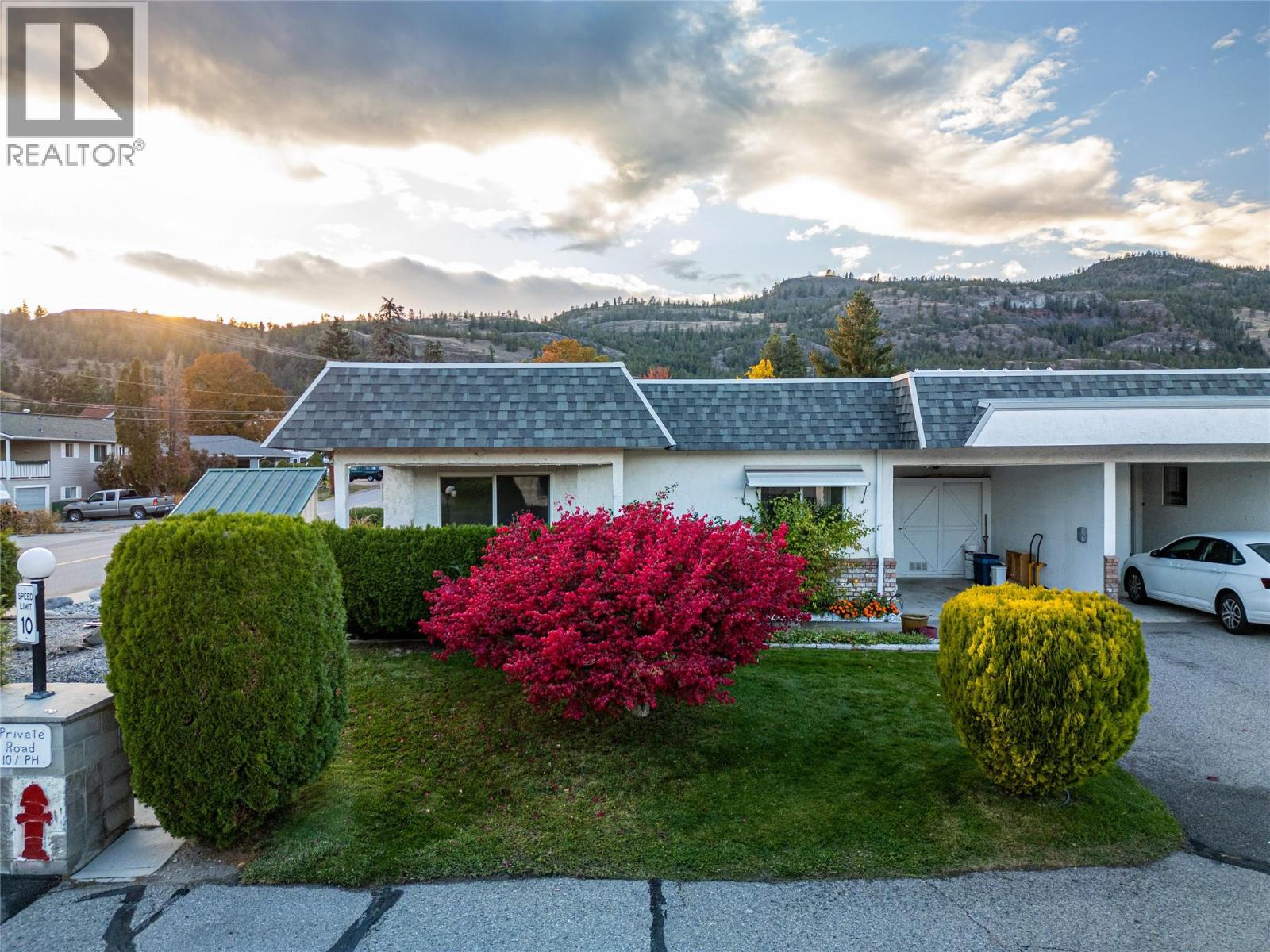 #13-11110 Quinpool Road, Summerland