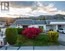 13 11110 Quinpool Road, Summerland