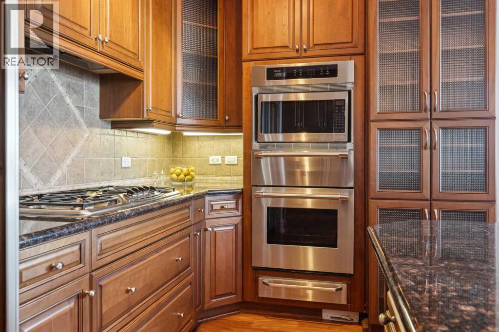 Single Family House for Sale in    Street SW Eau Claire Calgary 