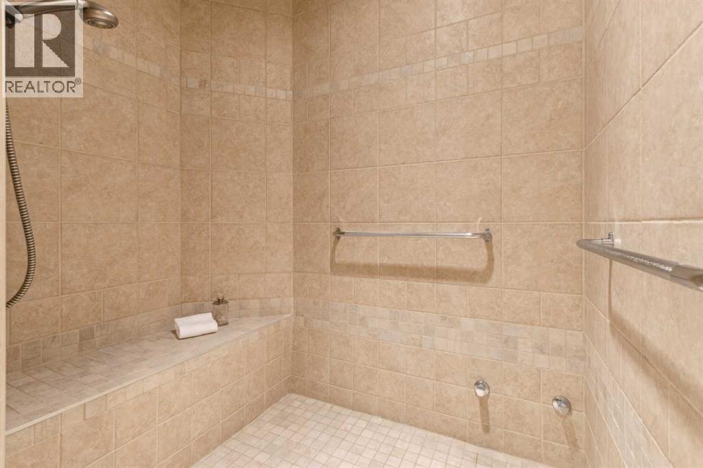 Single Family House for Sale in    Street SW Eau Claire Calgary 