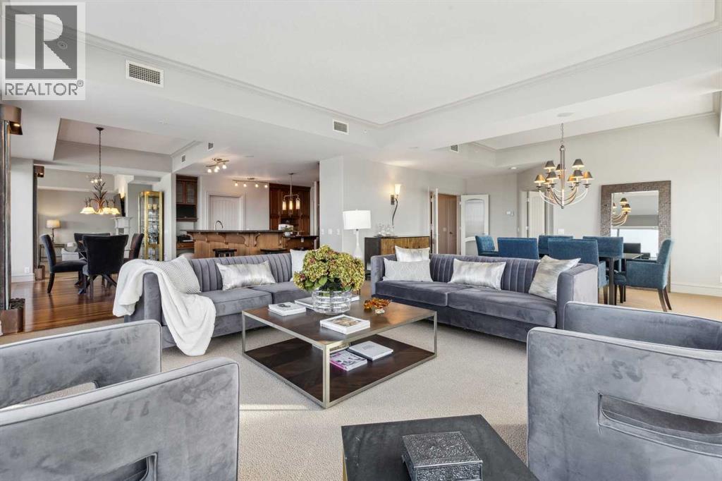 Single Family House for Sale in    Street SW Eau Claire Calgary 