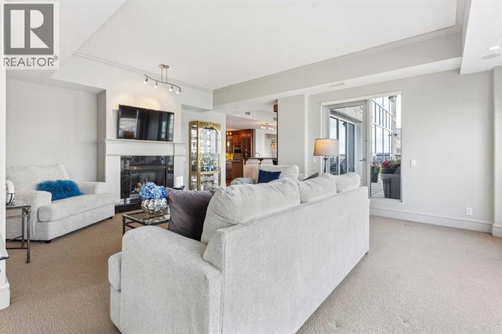 Single Family House for Sale in    Street SW Eau Claire Calgary 