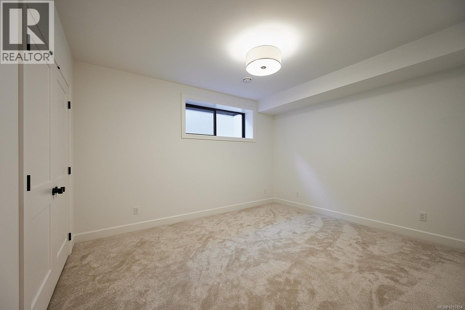  2314 Windsor Road, Oak Bay